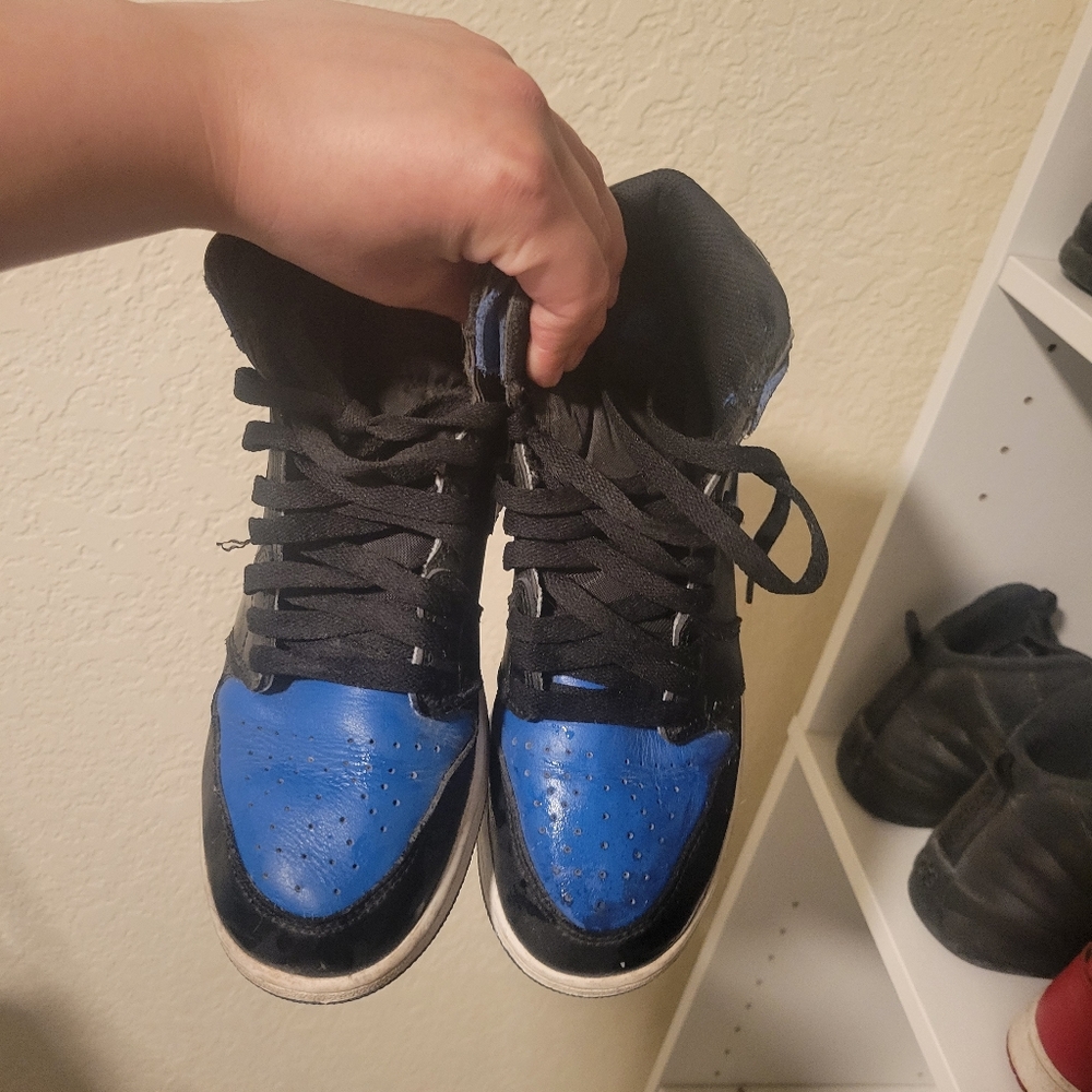 Royal 1s - Picture 2 of 3